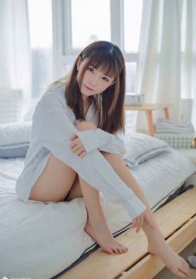 国产15万汽车_十万网红美女美酱